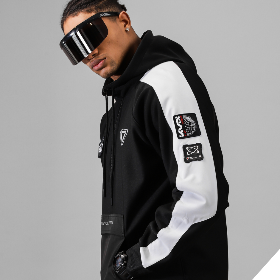 F77 COLLECTION – UV Airspace
