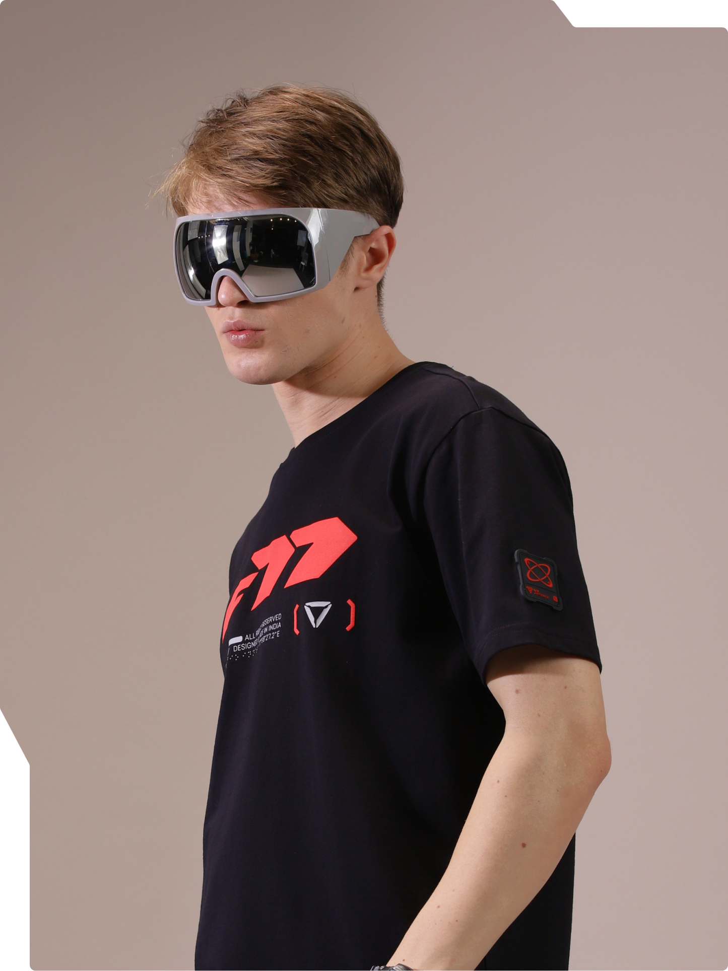 F77 UVA BLACK