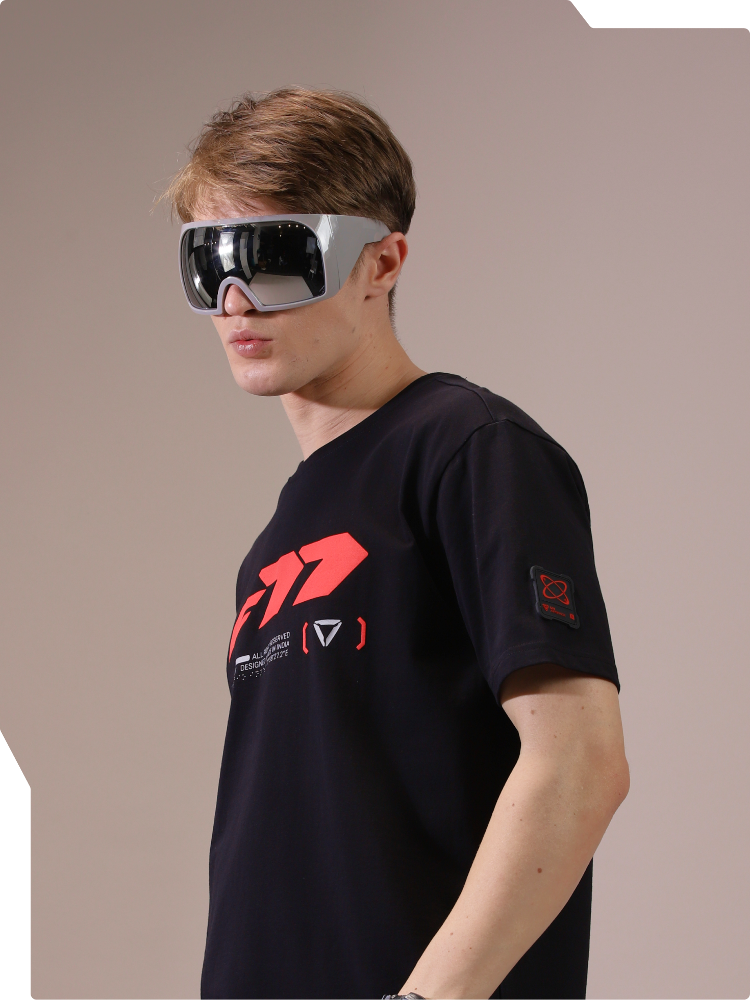 F77 UVA BLACK